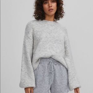 Berskha fuzzy sweater with wide sleeves